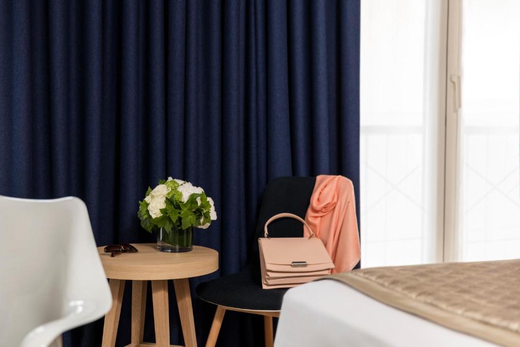 Hotel Louvre Saint-Honoré - Resim 17