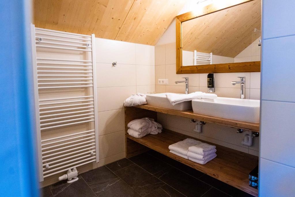 HOCHoben Chalets & Mobilhomes - 8