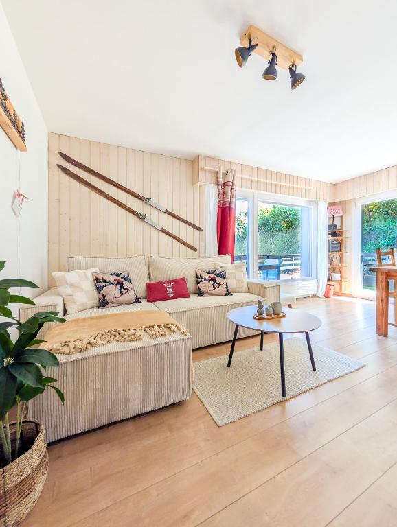 Cosy Centered with Garden and View in Veysonnaz - Resim 20