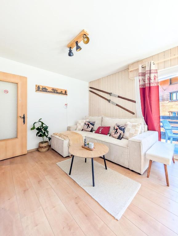 Cosy Centered with Garden and View in Veysonnaz - Resim 22