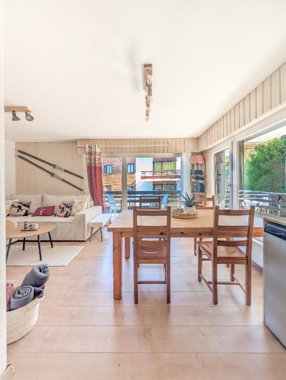 Cosy Centered with Garden and View in Veysonnaz - Resim 24