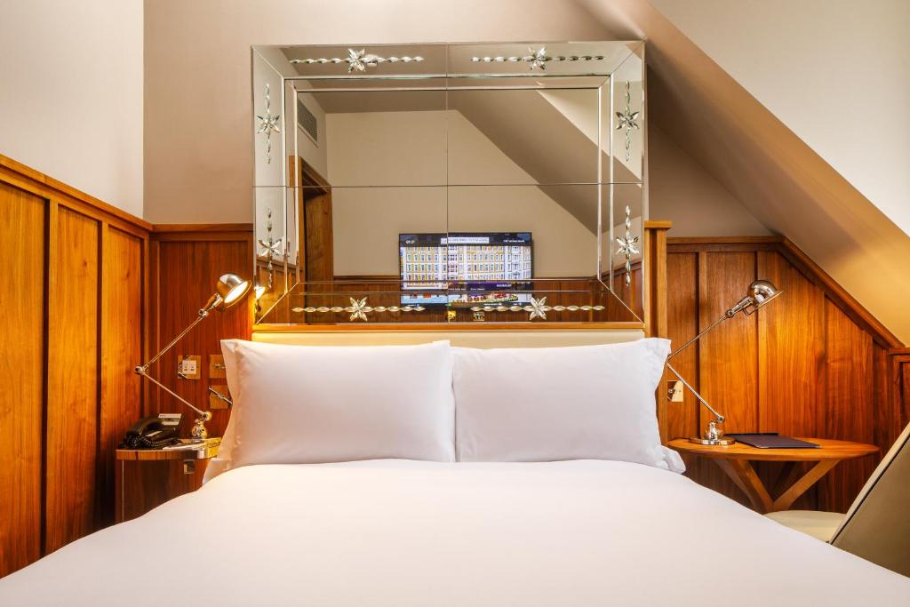 Kaya Great Northern Hotel, London - Resim 9