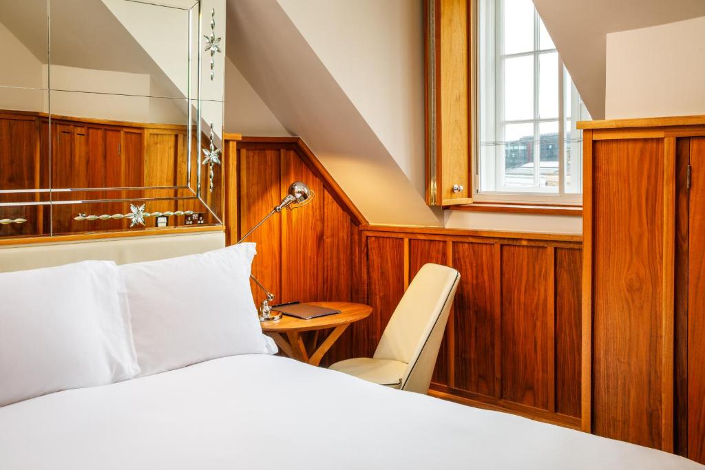 Kaya Great Northern Hotel, London - Resim 10