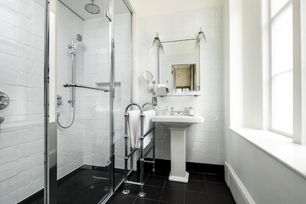 Kaya Great Northern Hotel, London - Resim 20