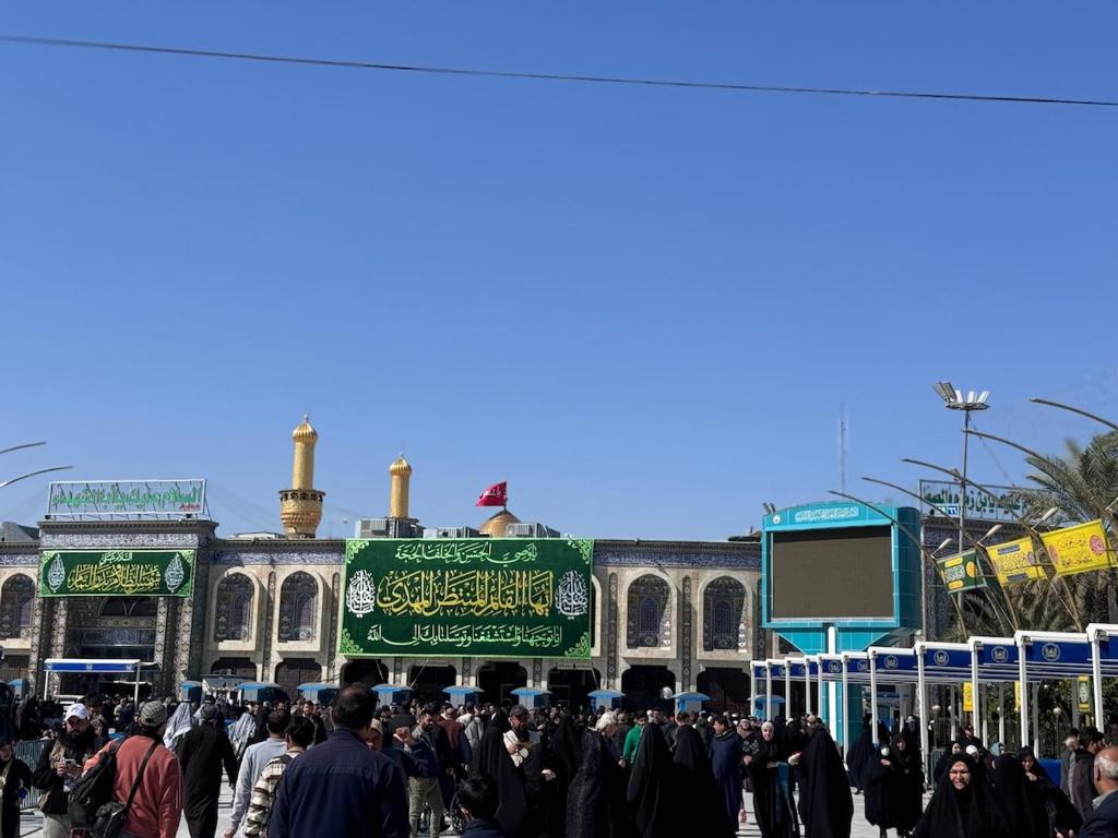 Επισκέπτες που μένουν στο 1st Floor fully furnished flat is available in Karbala