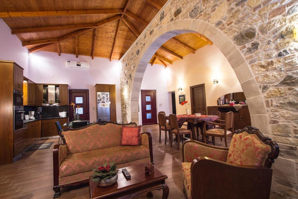 Posedenie v ubytovaní PRIVATE Sapphiros Villa
