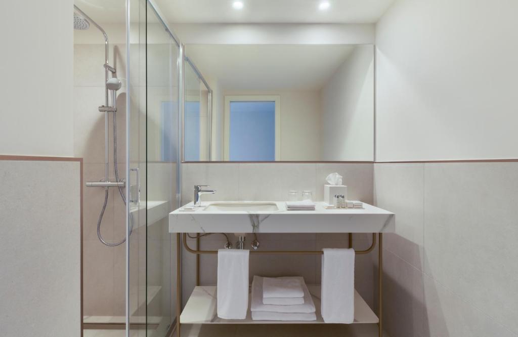 Bluesun Hotel Marina - 19