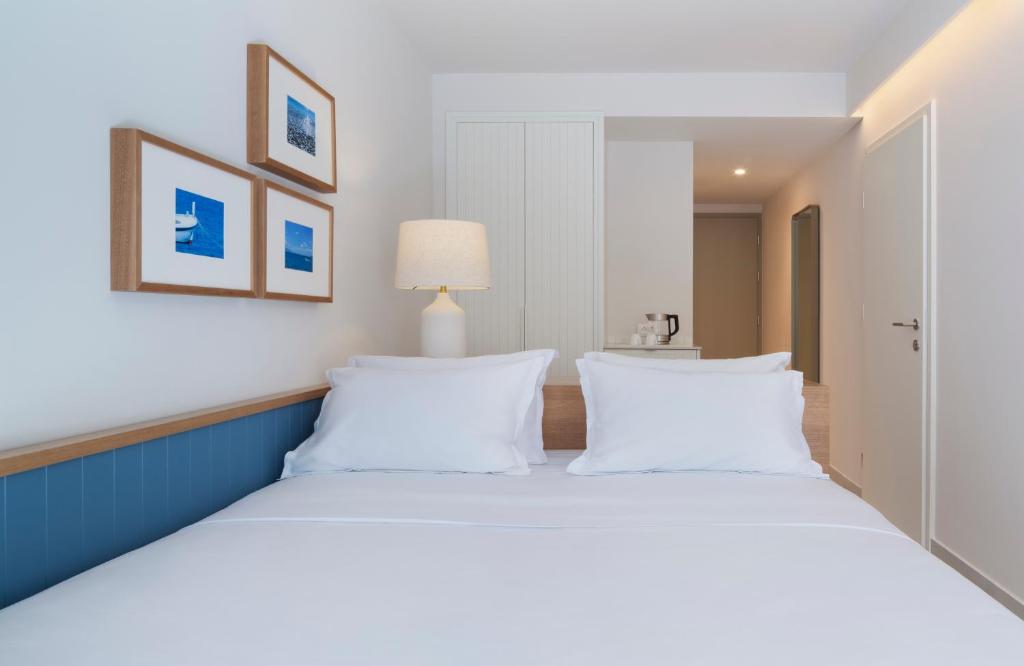 Bluesun Hotel Marina - Standard Family Room With Balcony - Seaside