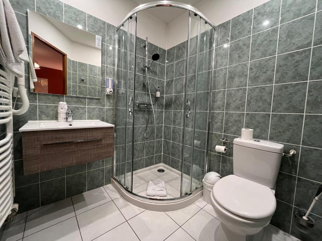 Logis Hôtel & Appartements Le Florence - Chambre Quadruple Confort Plus