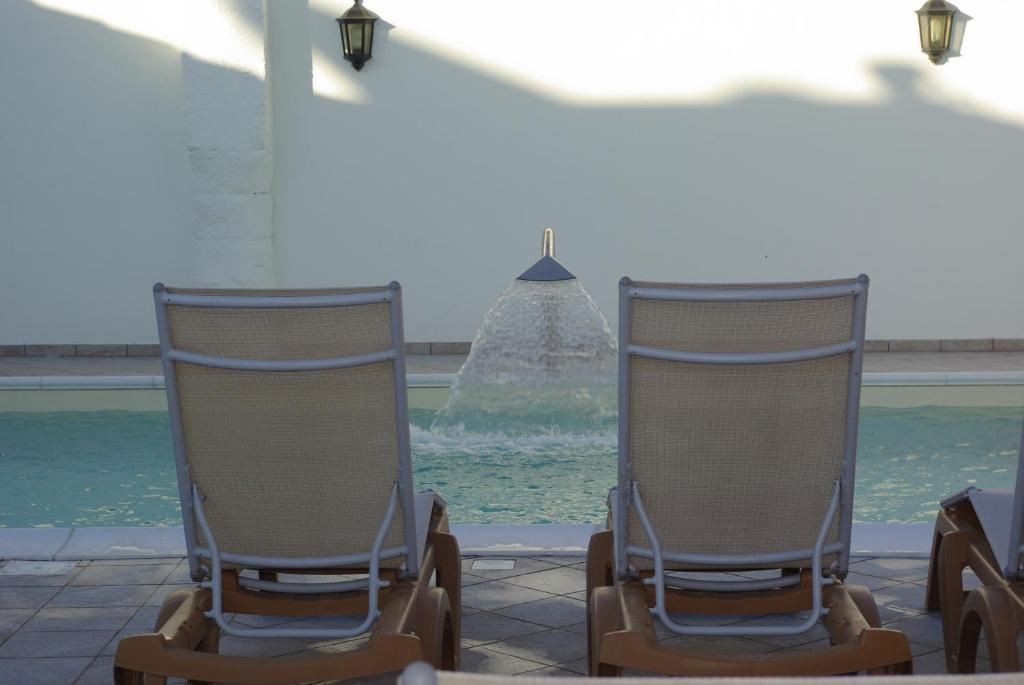 Bazén v ubytování Agriturismo Il Megalite nebo v jeho okolí