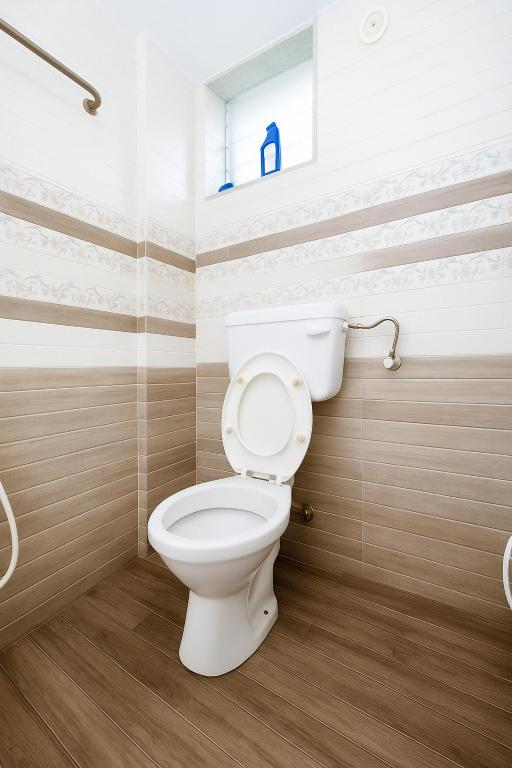 New Spacious 2BHK apartments in Tirupati Near Railway Station with fully equipped kitchen, AC bedrooms, Washing Machine, 24 hours water, caretaker service, and ample space for car parking & ideal for families and pilgrims photo