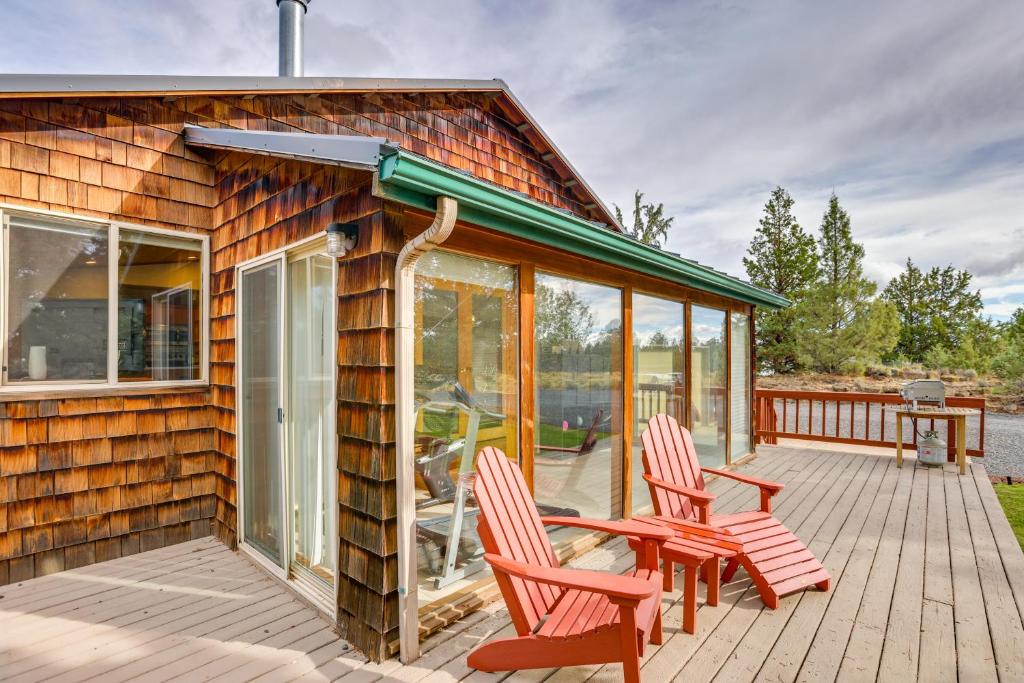 Balkón nebo terasa v ubytování Next to 600 Acres of Public Land! Bend Ranch Home