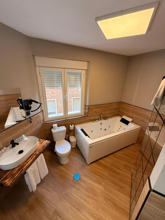 Hotel Monasterio Granada - Adults Only - Quarto Duplo Com Banheira De Hidromassagem