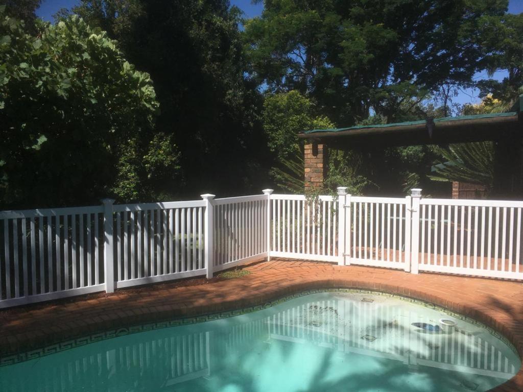 Πισίνα στο ή κοντά στο The Willow Studio