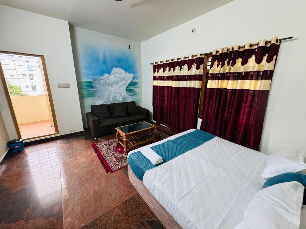 Ένα ή περισσότερα κρεβάτια σε δωμάτιο στο LUXE Penthouse 4BHK