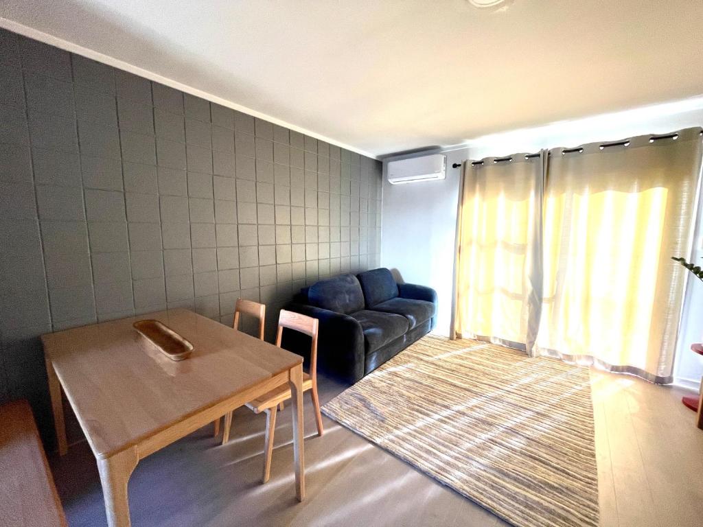 Sunny Tidy Corner in Ellerslie - Resim 11