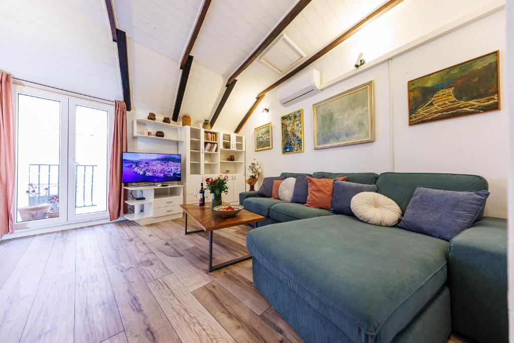 Penelope, rustic apartment next to the City Walls