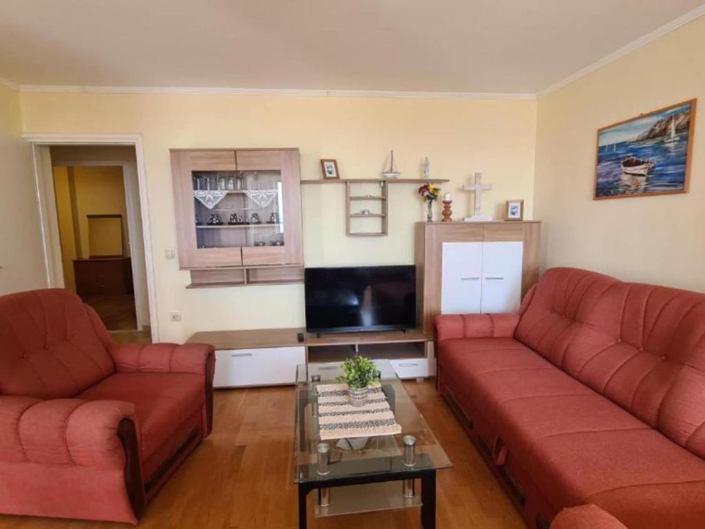 Apartment with Two Bathrooms
