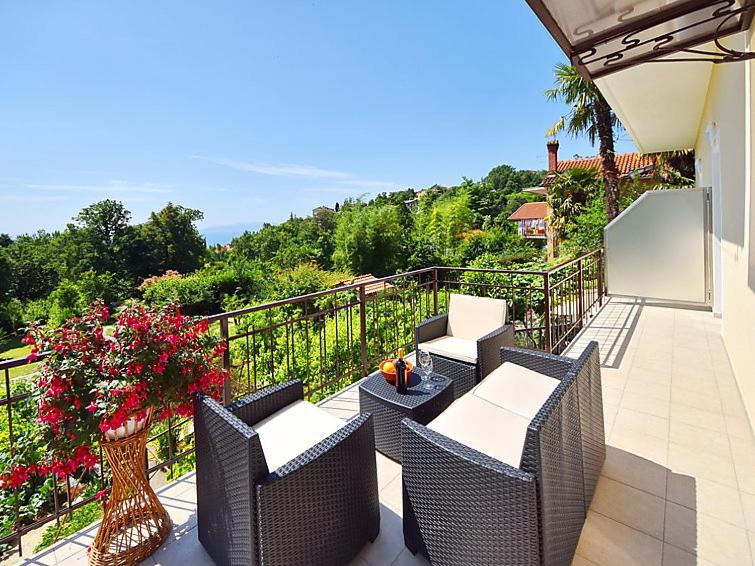 Balkon lub taras w obiekcie Apartments Garden Residence Opatija