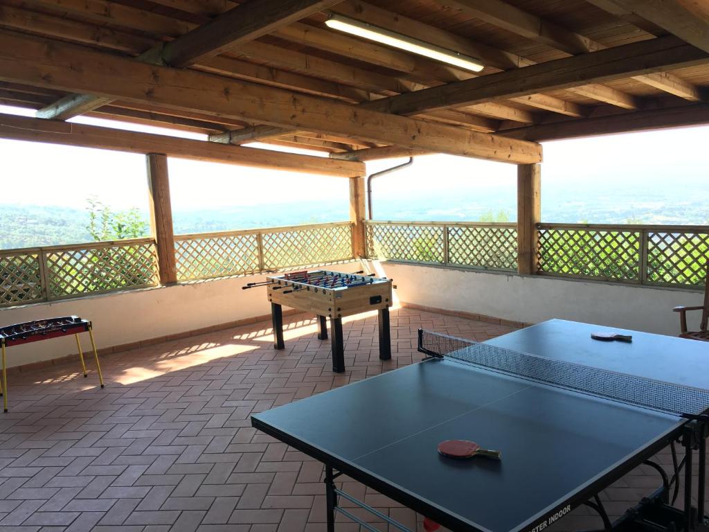 Stolní tenis v ubytování Borgo dei Gigli nebo okolí