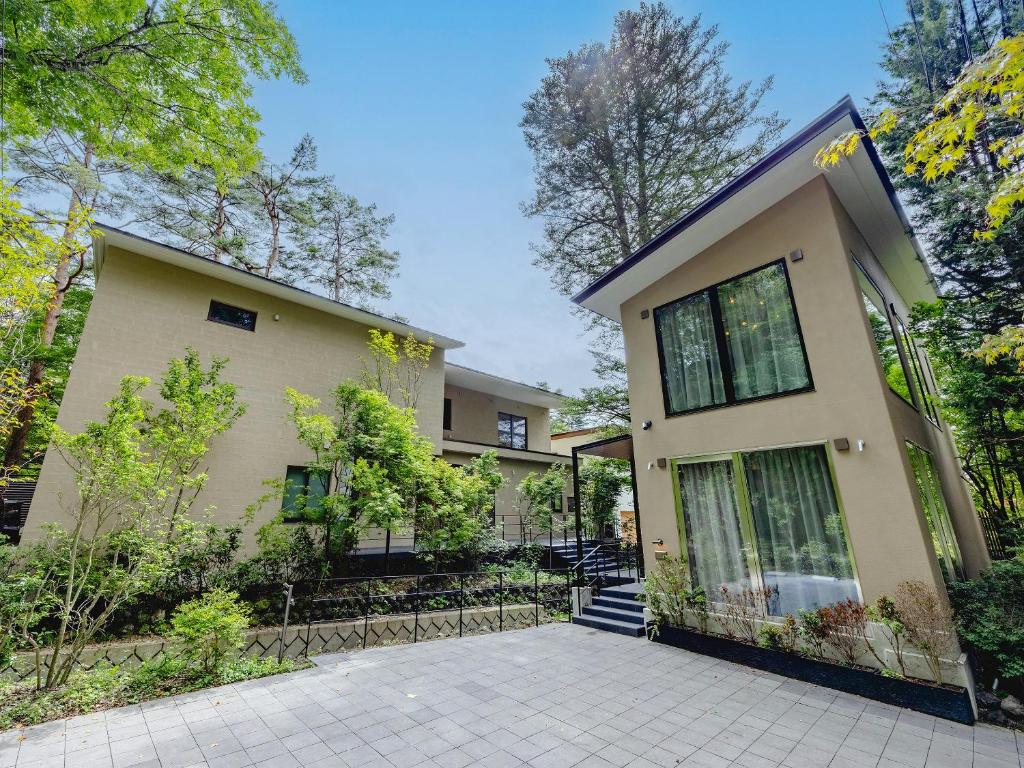 Το κτήριο όπου στεγάζεται  η βίλα