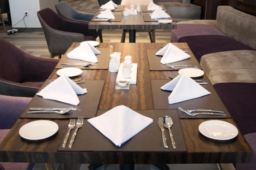 Restaurace v ubytování HS HOTSSON Hotel Silao