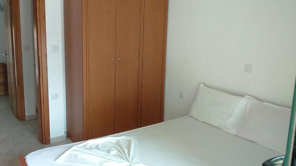 Postel nebo postele na pokoji v ubytování Roxanne villa's