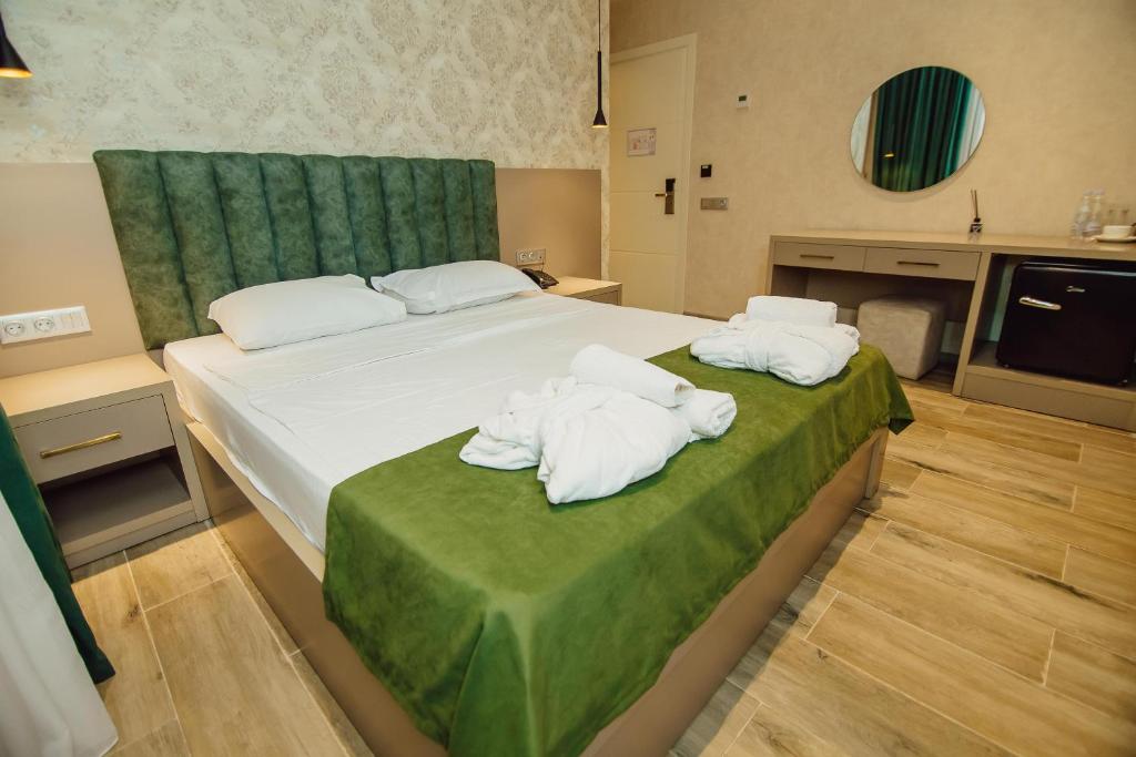 Foto dalla galleria di Hotel Neon a Batumi