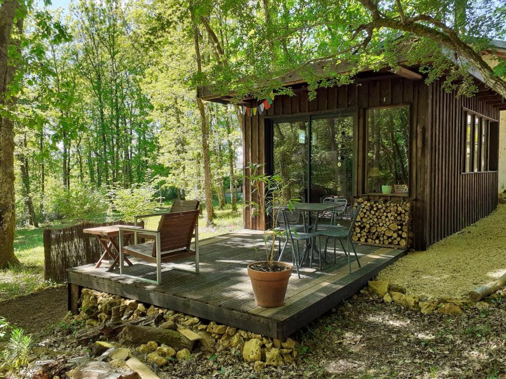 Zahrada ubytování Le gîte de la cabane de l'oiseau