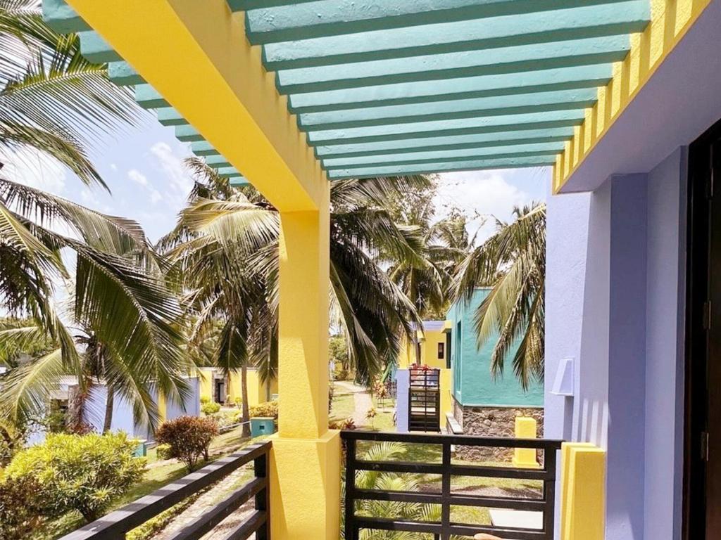 Buckingham Place - 16