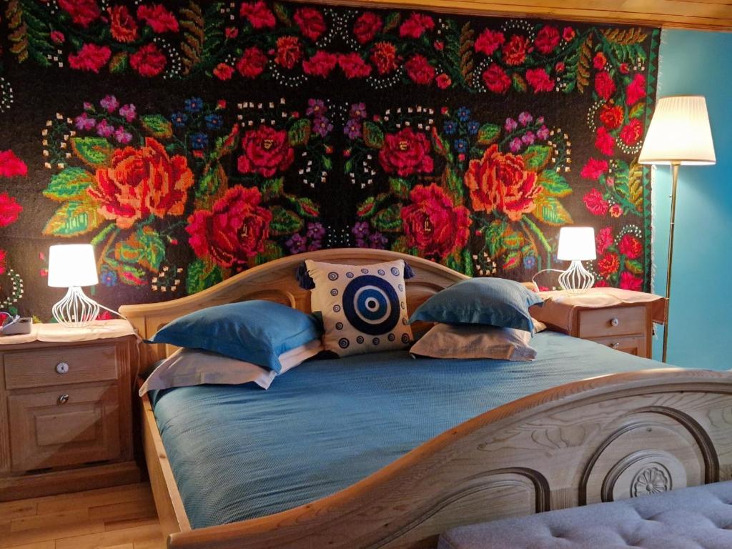 En eller flere senge i et værelse på Sfizioso Boutique Stay Brasov - Free Parking