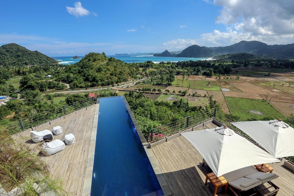 A bird's-eye view of Seven Havens Residence