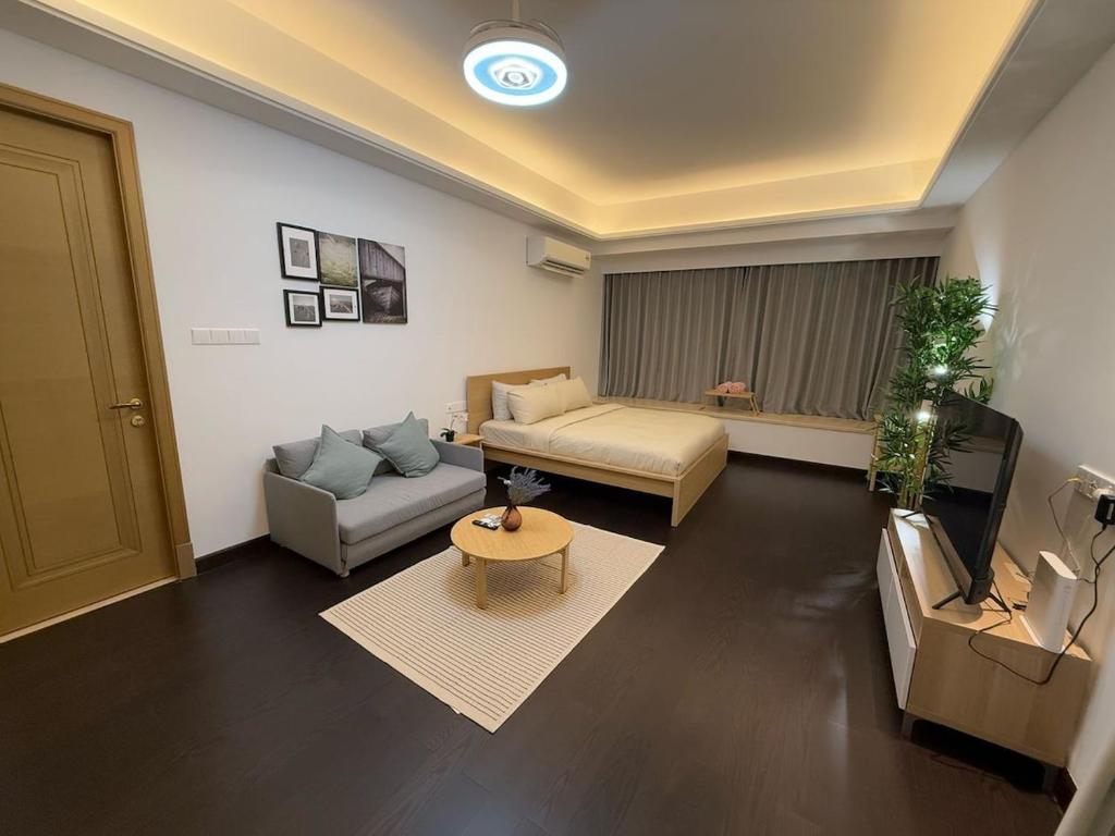 Khu vực ghế ngồi tại R&F Studio for 2-3pax JB Central CIQ
