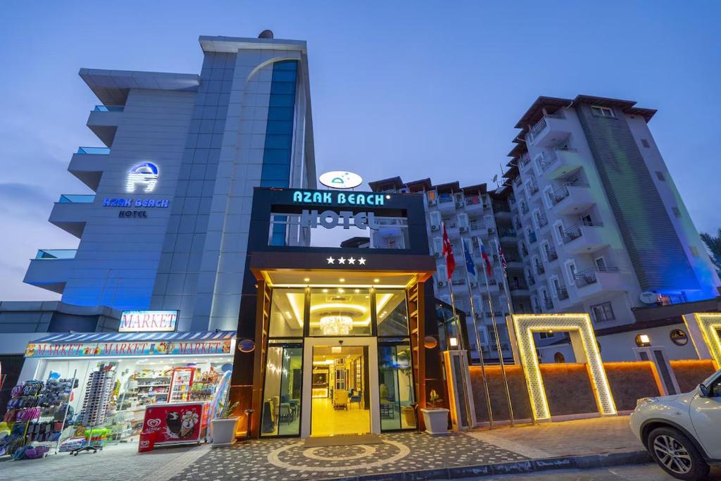 Bangunan di mana terletaknya hotel