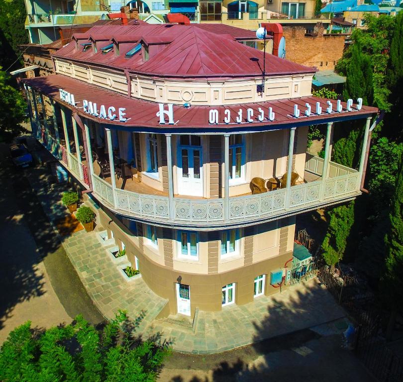 Budova, kde se hotel nachází