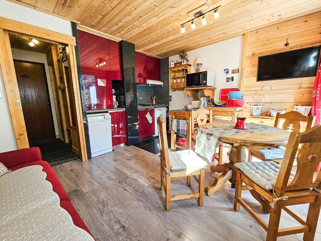 Grand studio lumineux avec WiFi, parking gratuit, proche des pistes