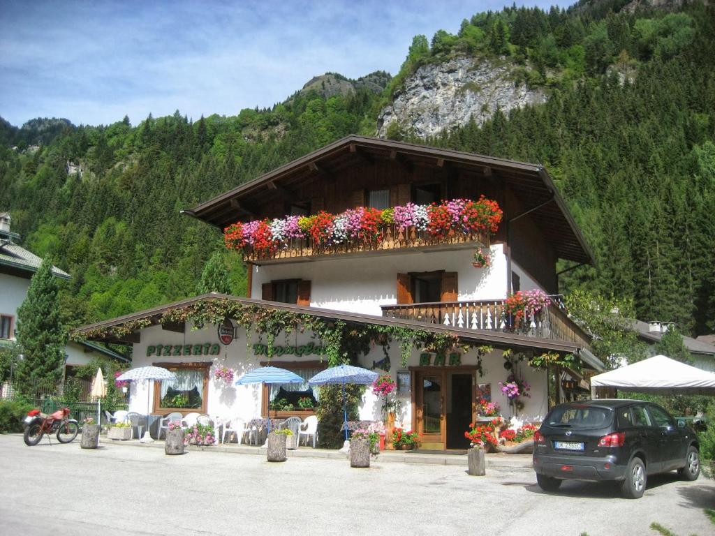 Affittacamere Pizzeria Marmolada