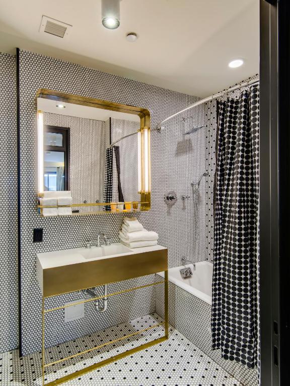 Un baño de Hotel Shocard Broadway, Times Square