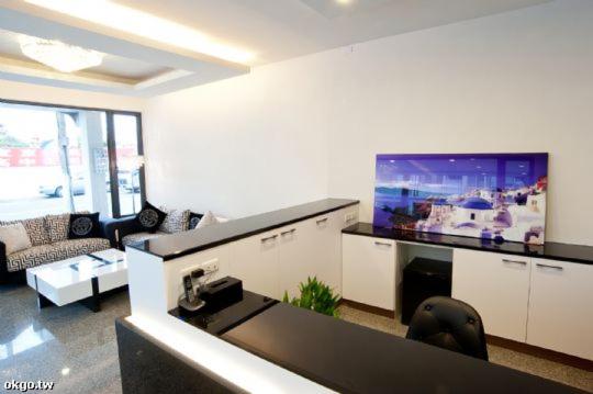 TV a/nebo společenská místnost v ubytování Flower Style B&B