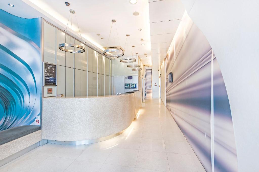 لابی و فضای عمومی Hotel 81 Elegance - تصویر ۵