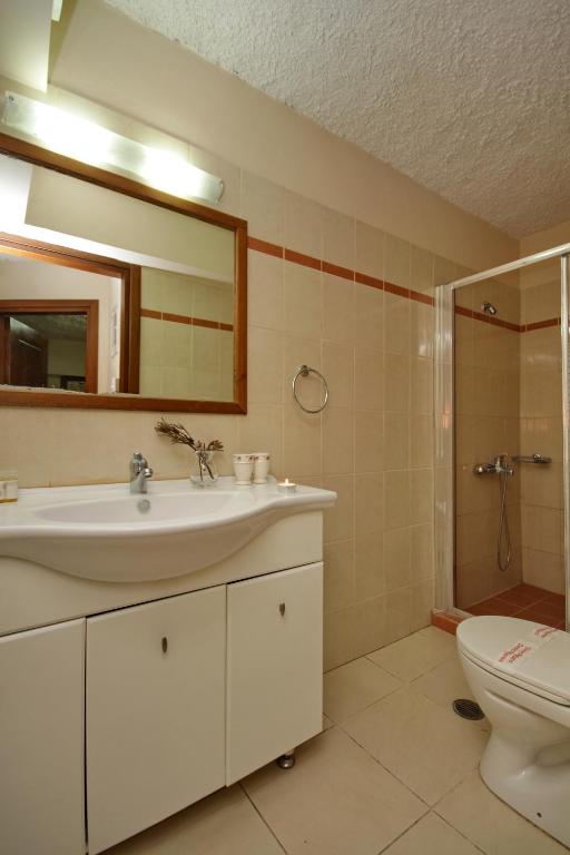 Koupelna v ubytování Menalia Villas & Suites ΚΤΗΜΑ ΚΟΥΜΠΟΥΡΗ