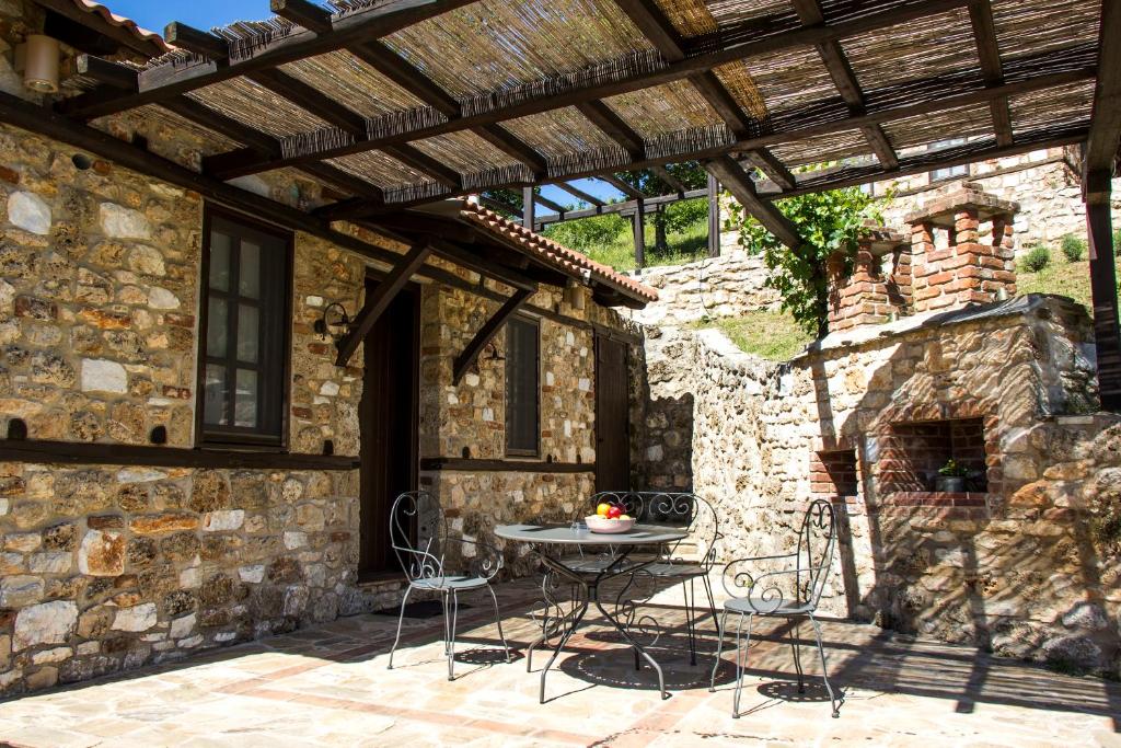 Patio nebo venkovní prostory v ubytování Ktima Bellou
