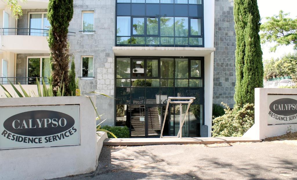 Residence Services Calypso Calanques Plage - Resim 32