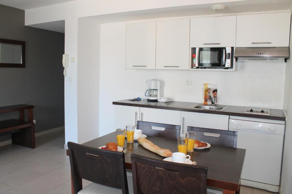 Residence Services Calypso Calanques Plage - Resim 33
