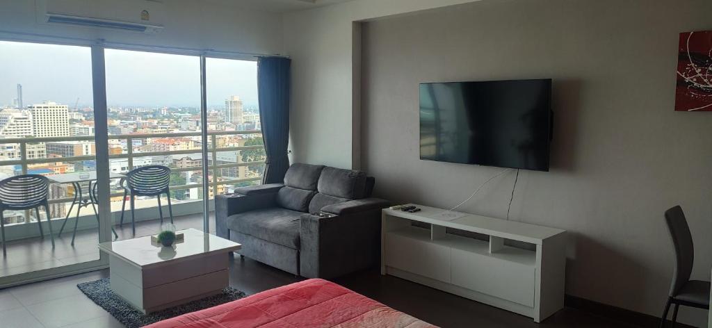 Pattaya Beach View Talay 6 by AEGEAN Suite Condo - Resim 29