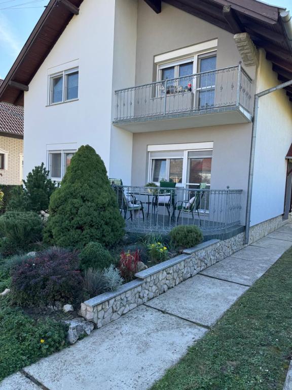 Apartman Miškić - Two-Bedroom Apartment