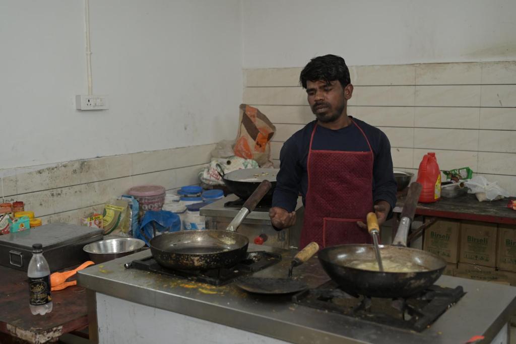 Oaspeți care stau la Nap Of Joy