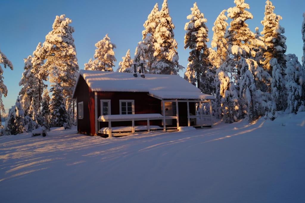 Myrkulla Lodge durante l'inverno