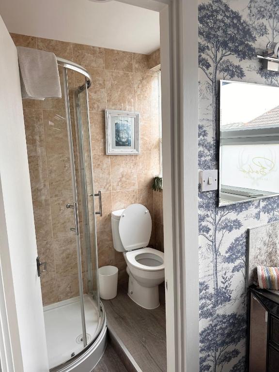 The Boho - 4 min walk to beach & town - Resim 8