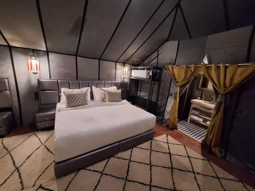 Luxury Desert Camp Amanar